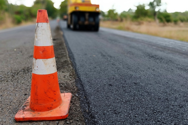 Újabb rekordot hozhatnak a tavasszal meginduló útfelújítások