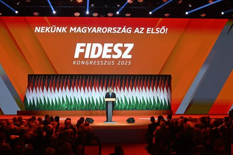 Fidesz-kongresszus - Újraválasztották Orbán Viktort a Fidesz elnökének