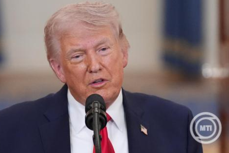 Donald Trump: csak az Egyesült Államok és Kína rendelkezik az iráni uránkészlet eltávolításához szükséges eszközökkel
